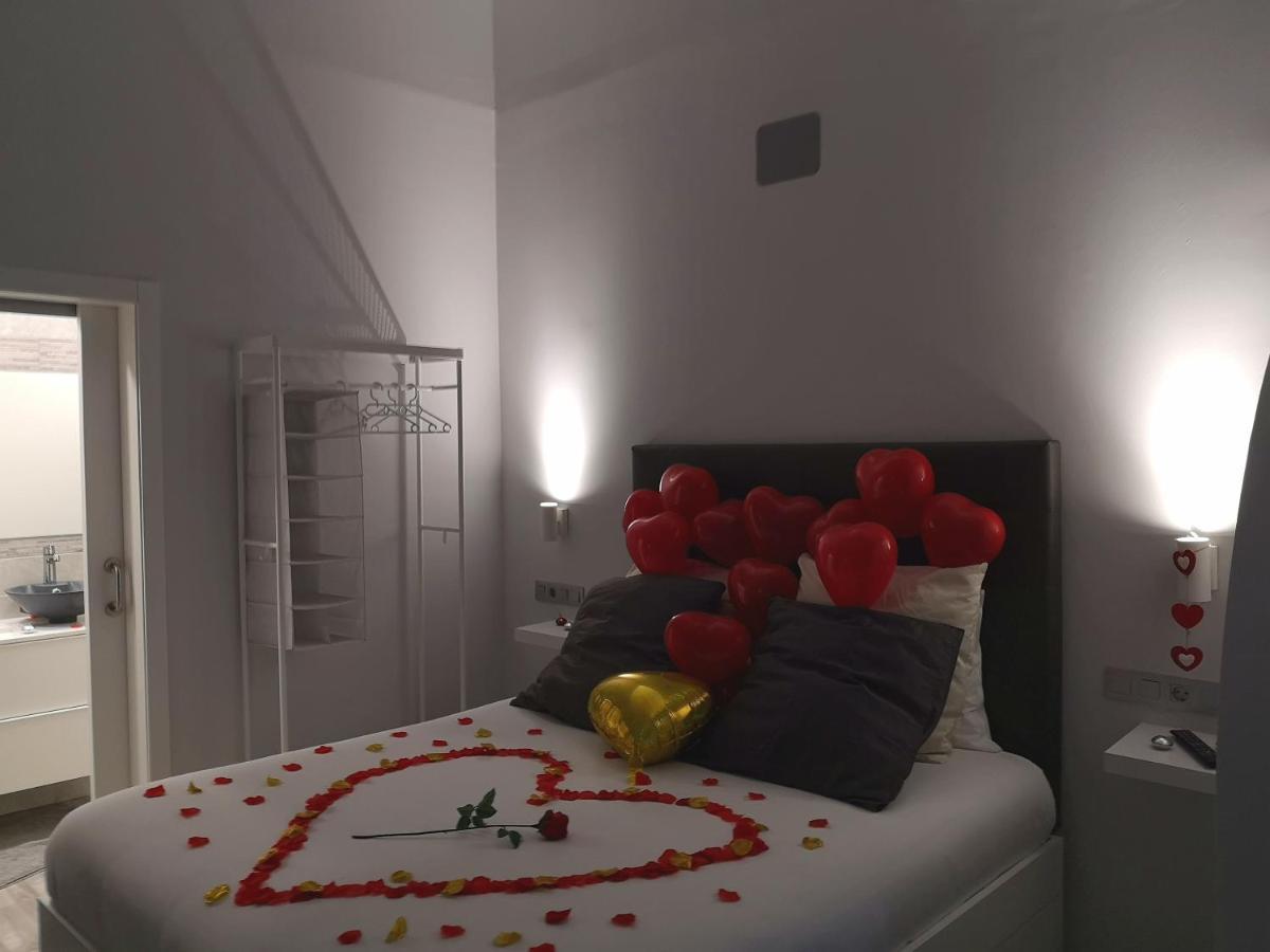 Eres Emerita "Apartamentos & Suites" Мерида Экстерьер фото