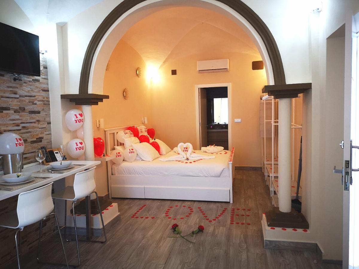 Eres Emerita "Apartamentos & Suites" Мерида Экстерьер фото