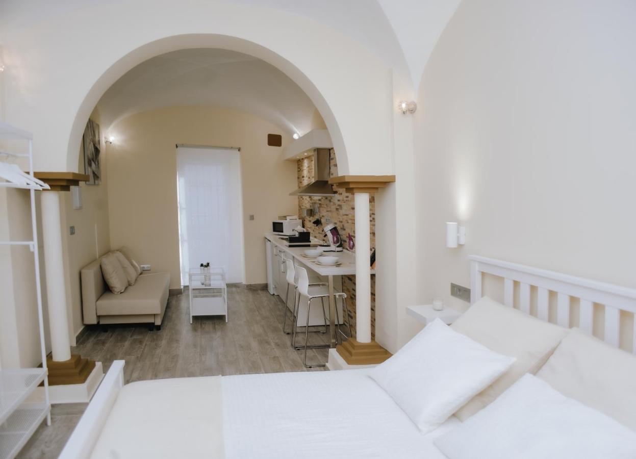 Eres Emerita "Apartamentos & Suites" Мерида Экстерьер фото