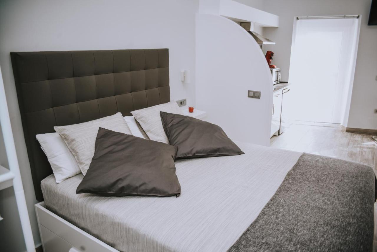 Eres Emerita "Apartamentos & Suites" Мерида Экстерьер фото