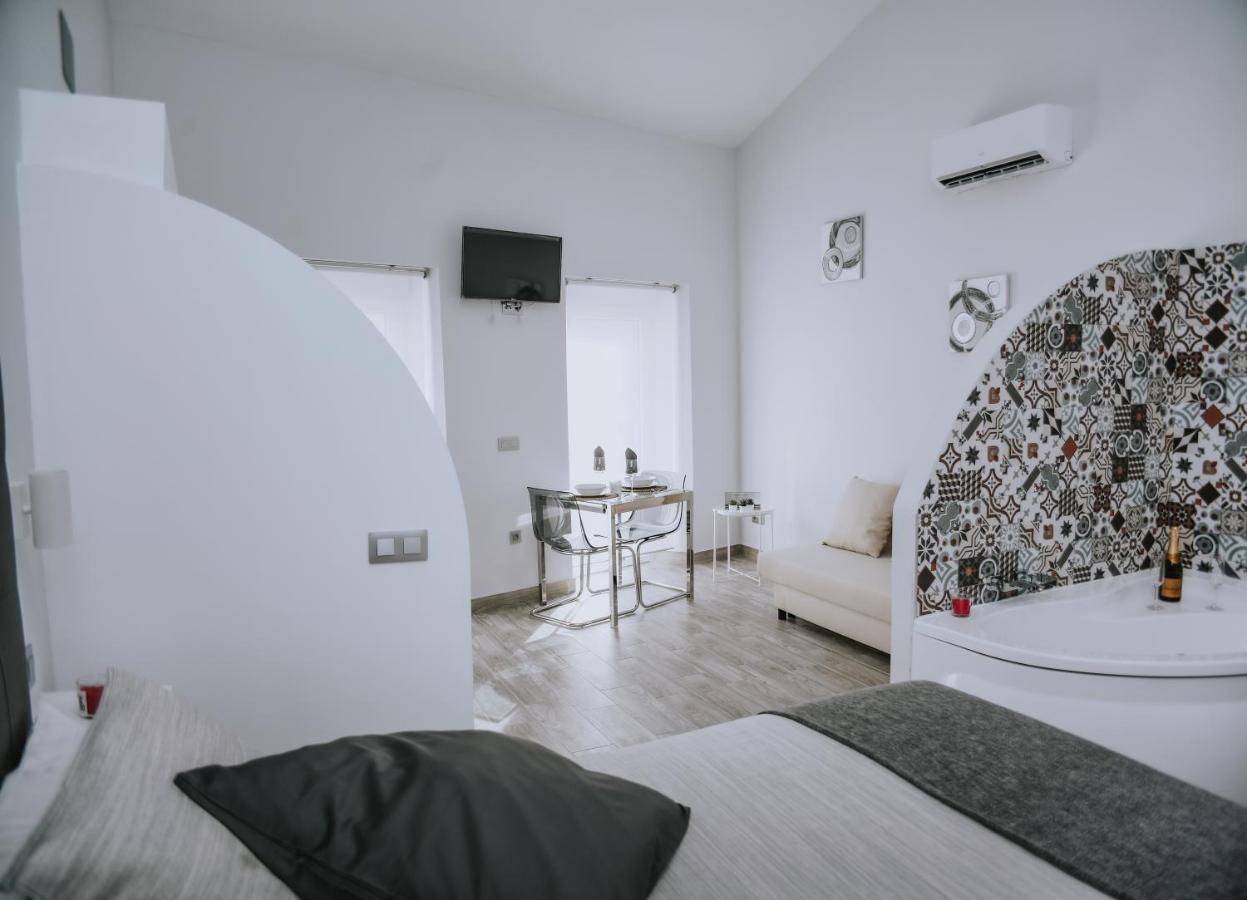 Eres Emerita "Apartamentos & Suites" Мерида Экстерьер фото