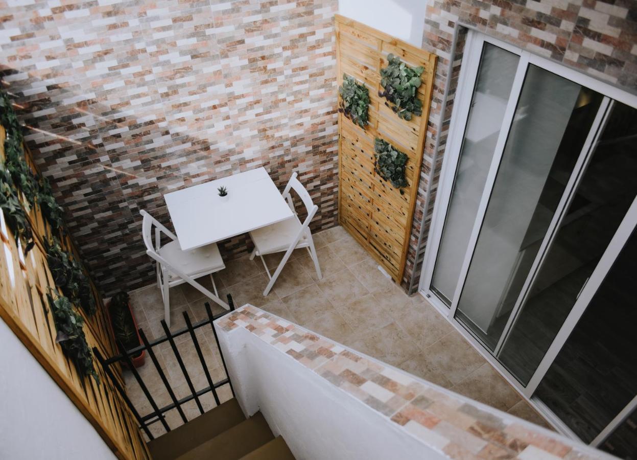 Eres Emerita "Apartamentos & Suites" Мерида Экстерьер фото